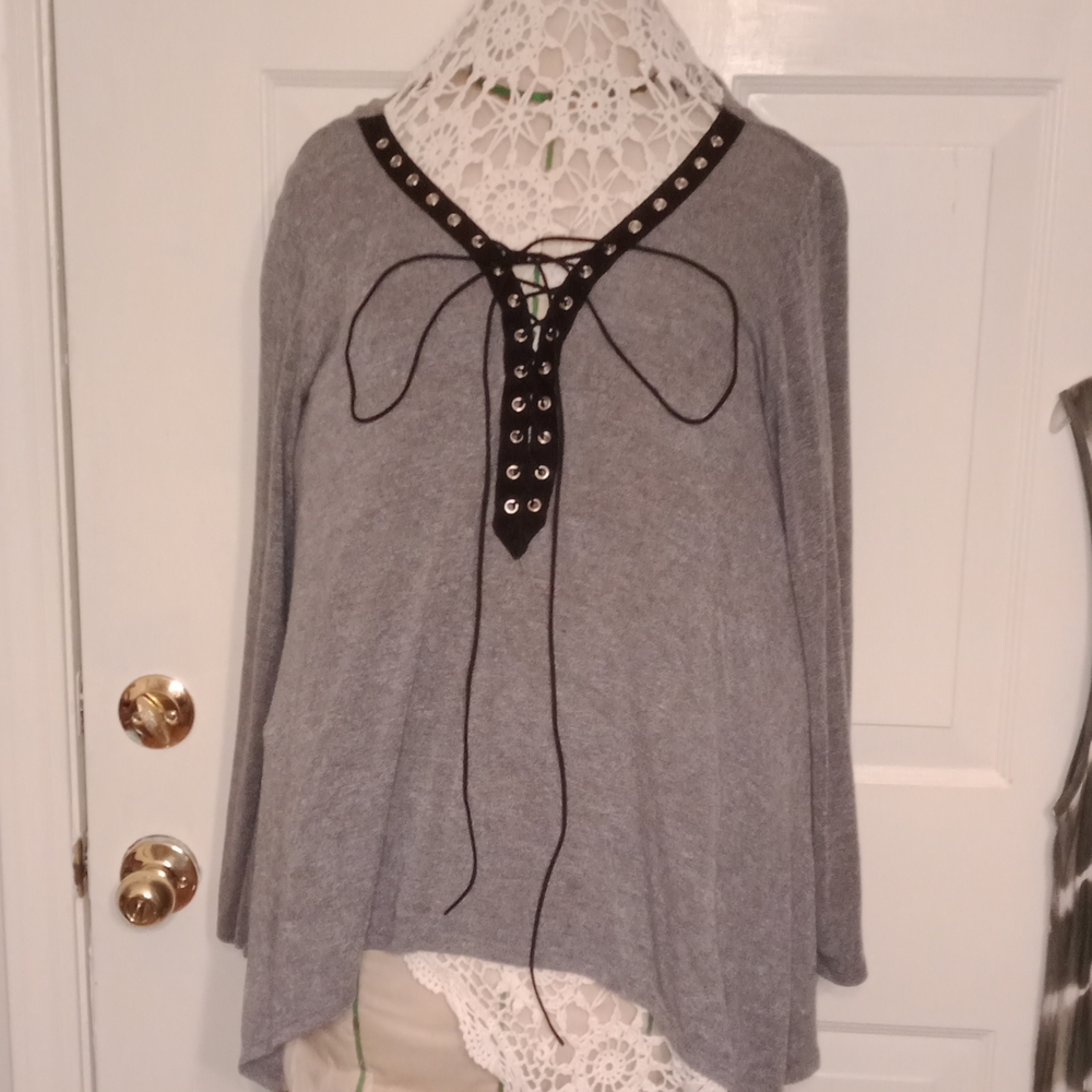 Unique Grey Casual Top